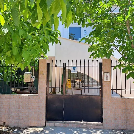 Nina Rooms-Near To The Athens' Airport Artemida  Exterior photo