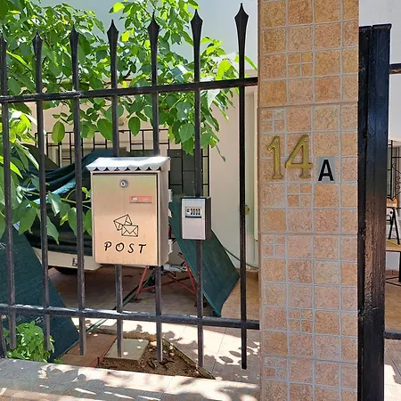 Nina Rooms-Near To The Athens' Airport Artemida  Exterior photo