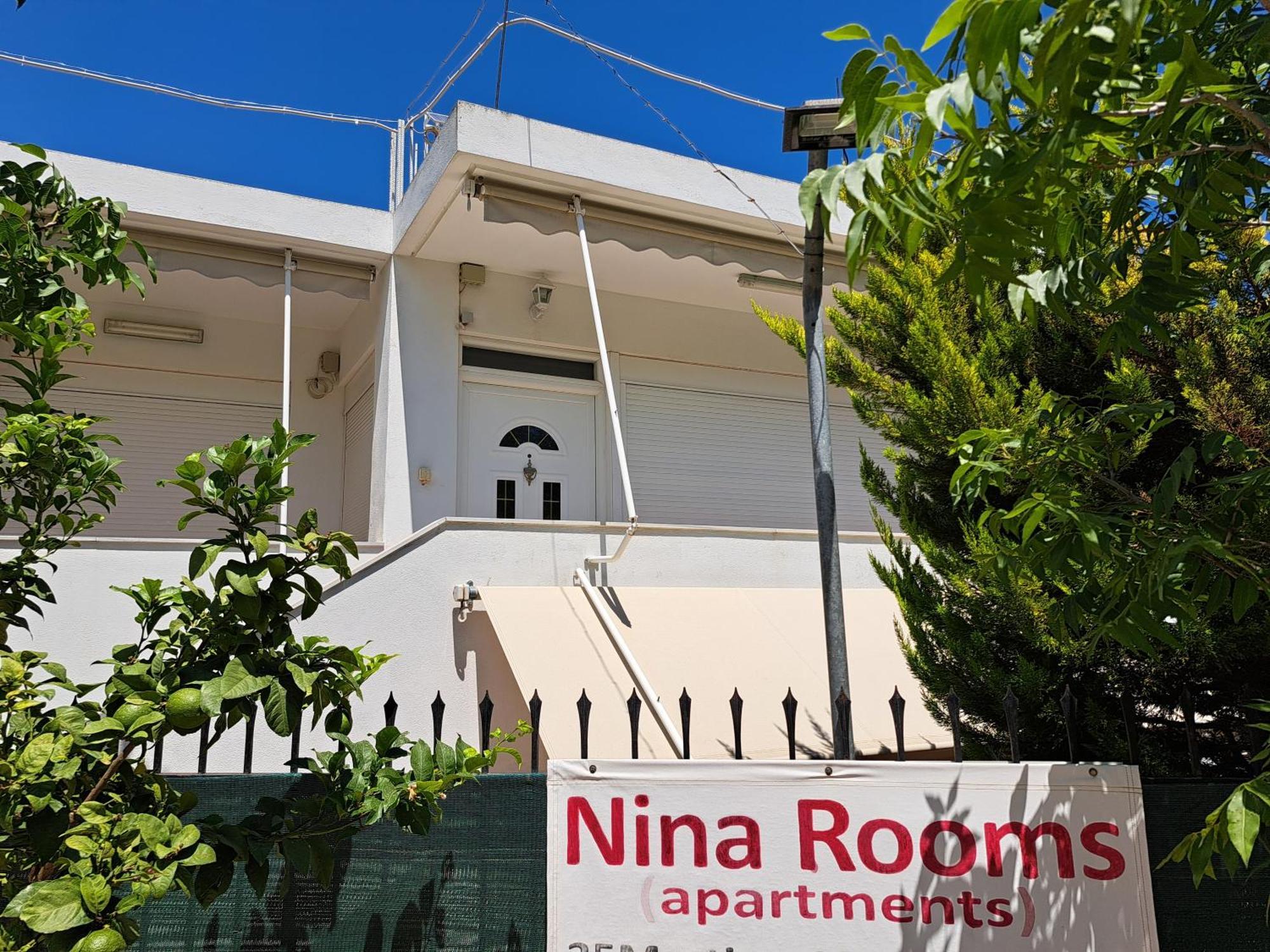 Nina Rooms-near To The Athens' Airport Apartment *